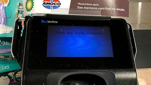 Mariano's 'Earn Fuel Points' Checkout Sign
